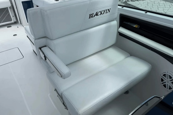 2020 Blackfin 27
