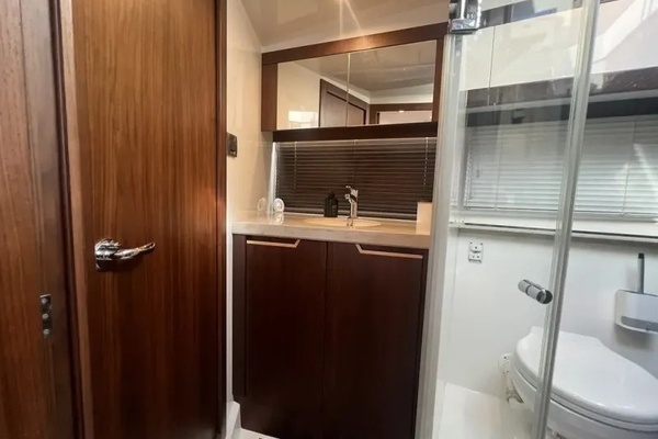 2016 Galeon 44