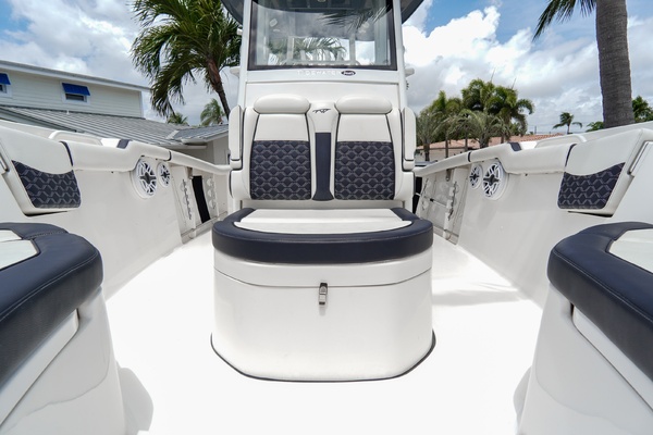 29ft Tidewater Yacht For Sale