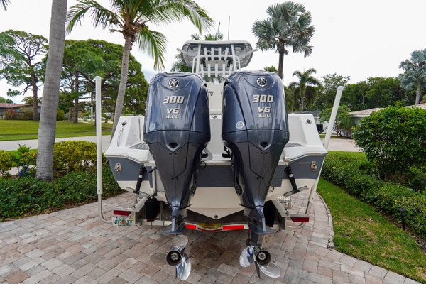 29ft Tidewater Yacht For Sale