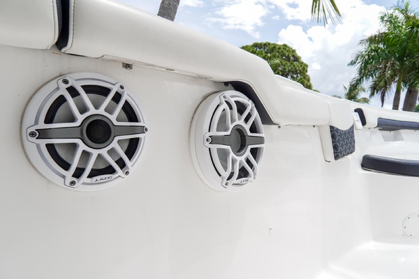 29ft Tidewater Yacht For Sale