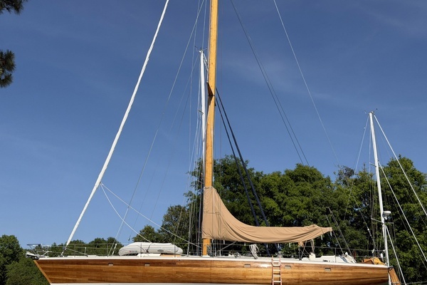 62-ft-Custom-1992-Vic Carpenter Custom 62-MERU Charleston South Carolina United States  yacht for sale