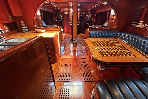 MERU 62ft Custom Yacht For Sale