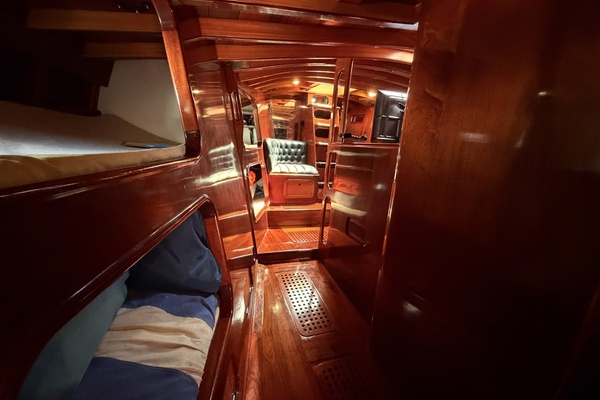 MERU 62ft Custom Yacht For Sale