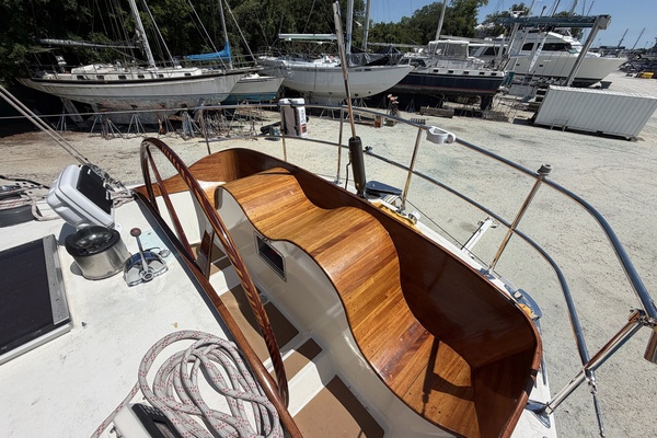 MERU 62ft Custom Yacht For Sale