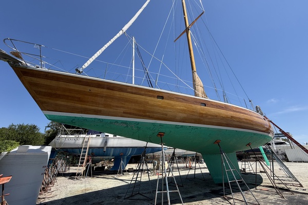 MERU 62ft Custom Yacht For Sale