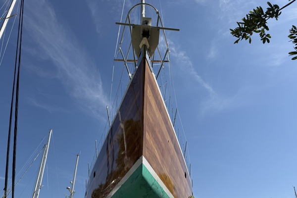 MERU 62ft Custom Yacht For Sale