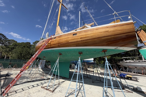 MERU 62ft Custom Yacht For Sale