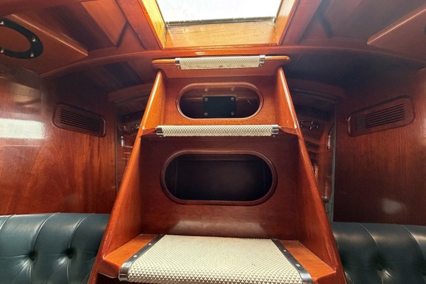 MERU 62ft Custom Yacht For Sale