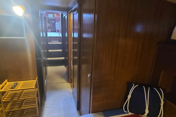 DANAMITE 58ft Chris Craft Yacht For Sale