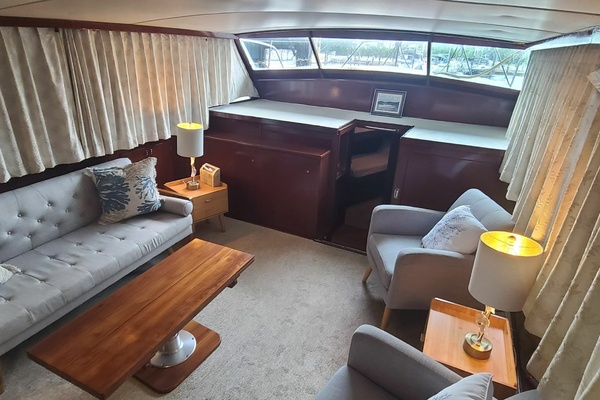 DANAMITE 58ft Chris Craft Yacht For Sale