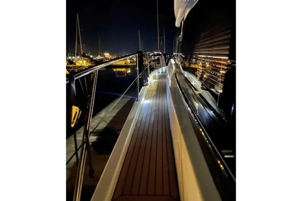2014 Bavaria Motoryachts 420 Virtess 45ft Bavaria Yacht For Sale