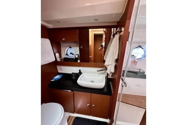 2014 Bavaria 45