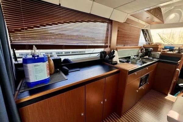 2014 Bavaria 45