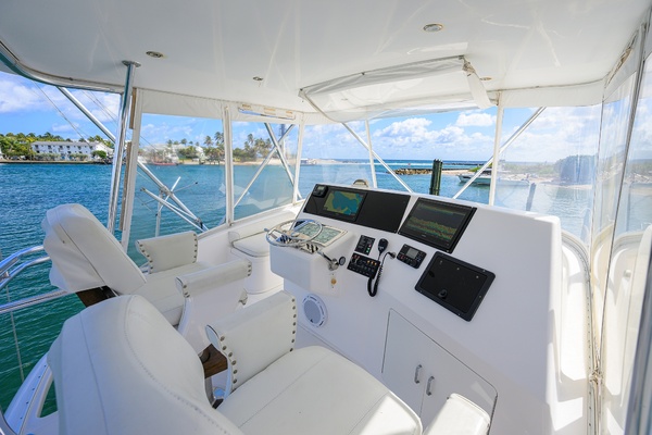 Cabo 48 - Bad Boyz - Flybridge