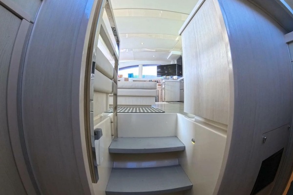 Somewhere hot 51ft Leopard Yacht For Sale