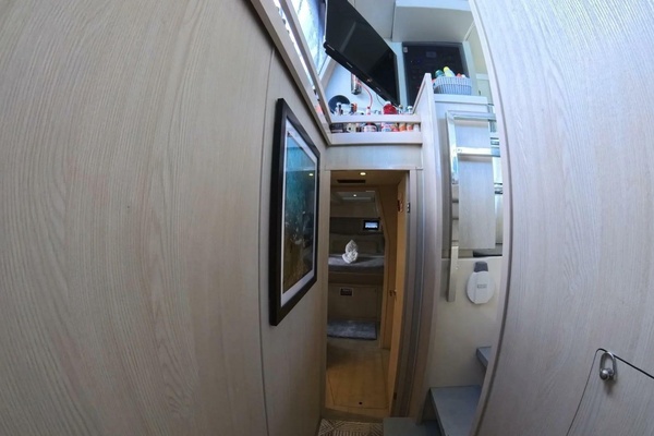 Somewhere hot 51ft Leopard Yacht For Sale
