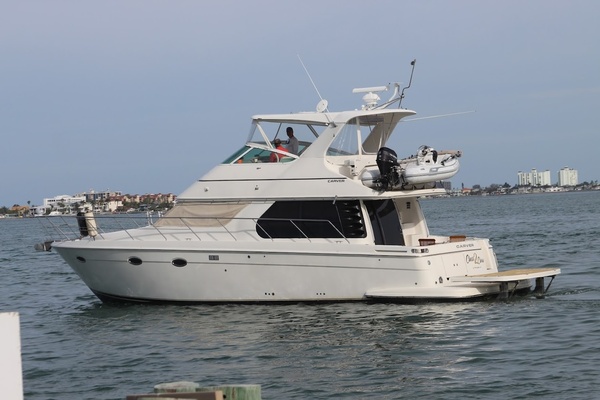 Clear 2 Close 46ft Carver Yacht For Sale