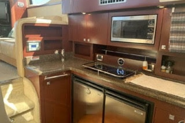 Ravello 37ft Sea Ray Yacht For Sale