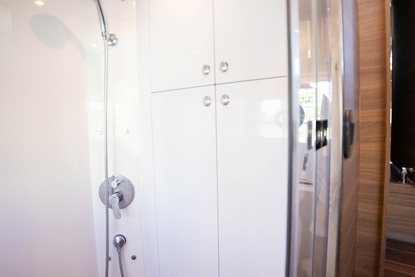 54ft Aquila Yacht For Sale