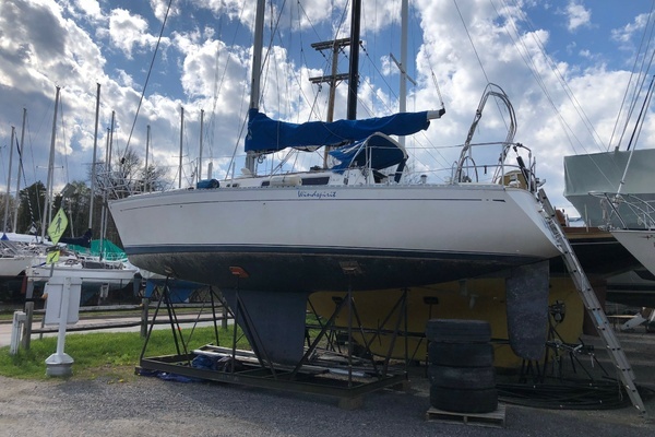 33-ft-CAL-1985-WINDSPIRIT-Colchester Vermont United States yacht for sale