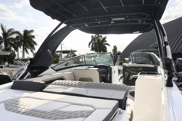 29ft Monterey Yacht For Sale