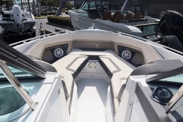 29ft Monterey Yacht For Sale