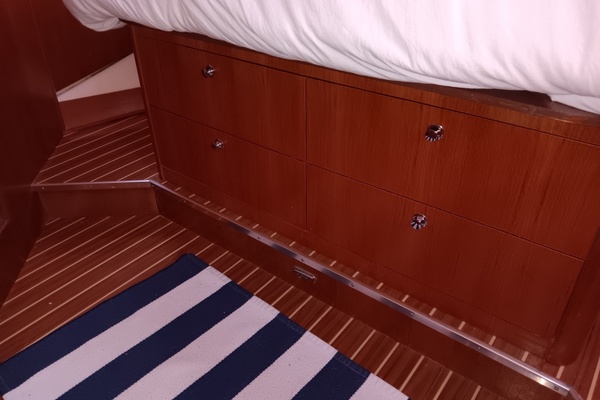 Nancy Marie 45ft Hunter Yacht For Sale