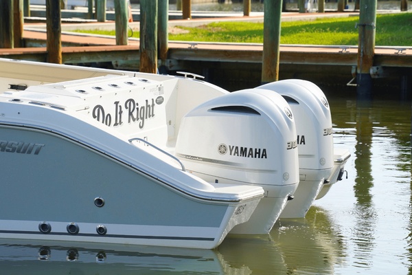 34ft Pursuit Yacht For Sale
