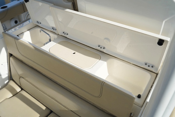 34ft Pursuit Yacht For Sale