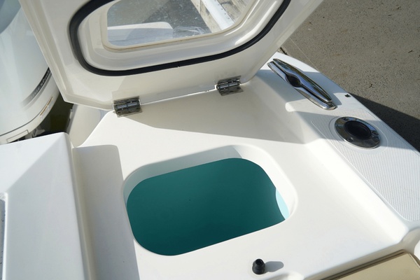 34ft Pursuit Yacht For Sale