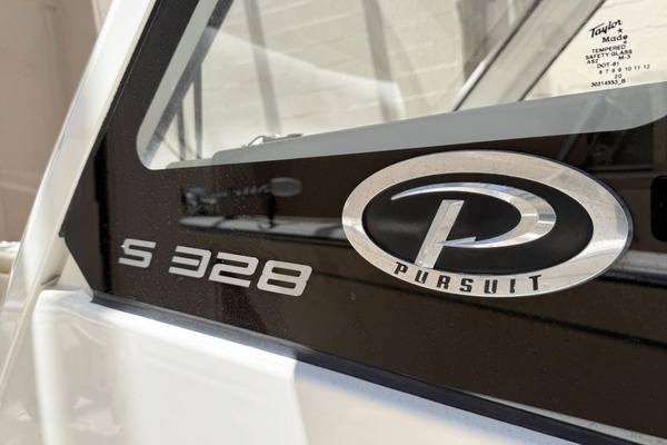 2020 Pursuit 34