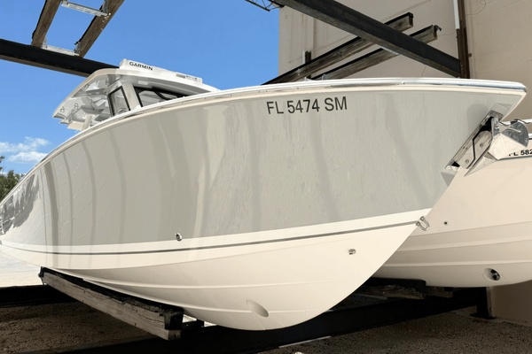 34ft Pursuit Yacht For Sale