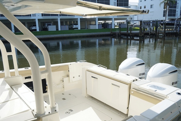 34ft Pursuit Yacht For Sale