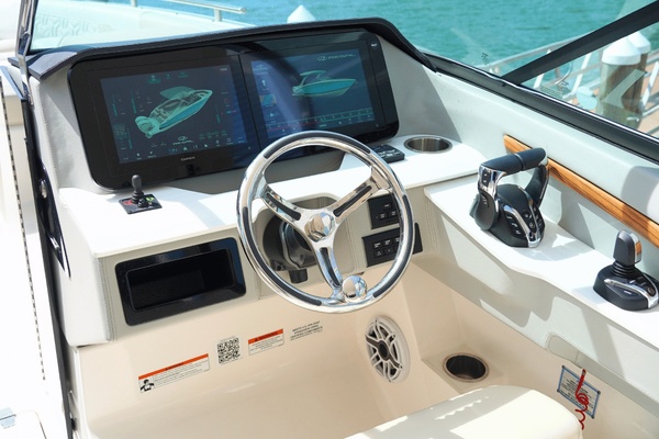 29ft Regal Yacht For Sale