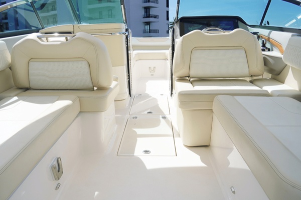29ft Regal Yacht For Sale