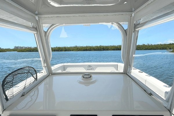 2015 Prowler 33