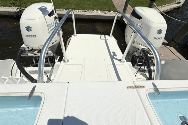 2015 Prowler 33