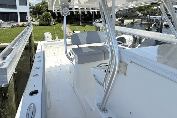 2015 Prowler 33