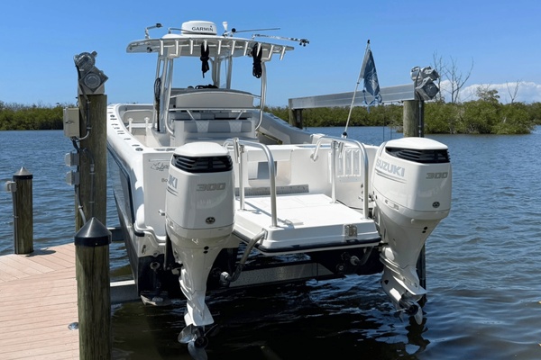 33ft Prowler Yacht For Sale