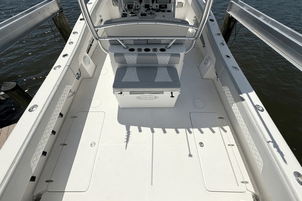 2015 Prowler 33