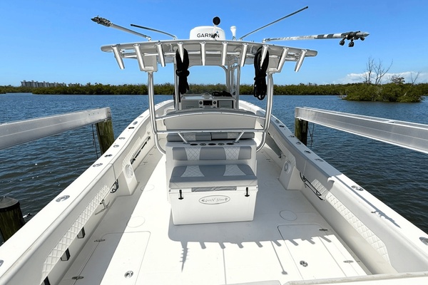 33ft Prowler Yacht For Sale