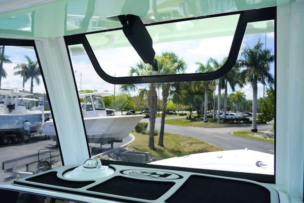 29ft Sea Hunt Yacht For Sale