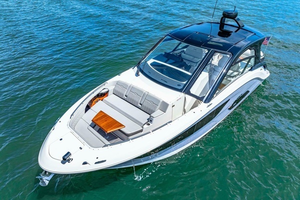 2022 Sea Ray 37