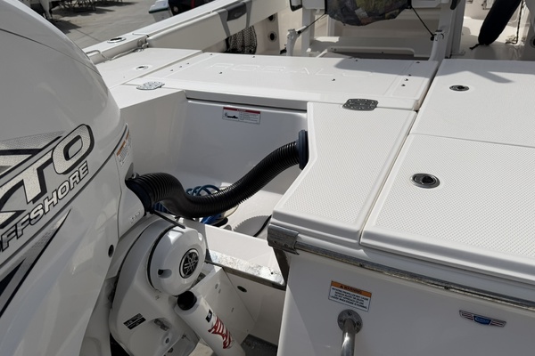 26ft Robalo Yacht For Sale