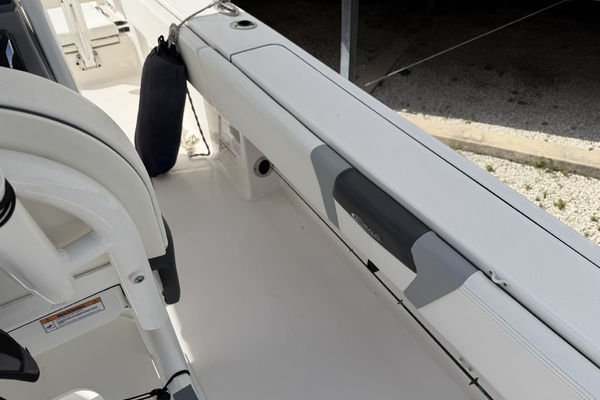 26ft Robalo Yacht For Sale