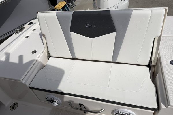 26ft Robalo Yacht For Sale
