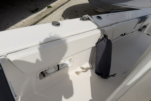 26ft Robalo Yacht For Sale
