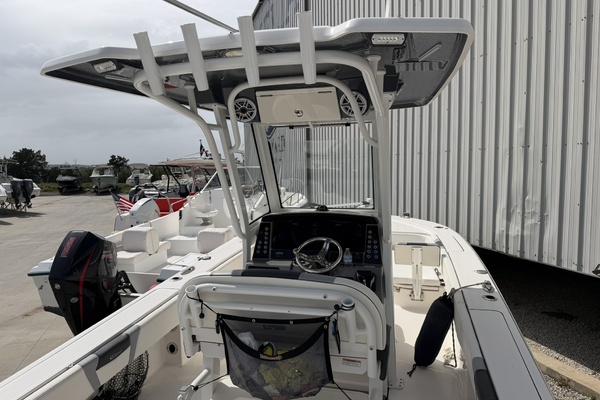 26ft Robalo Yacht For Sale