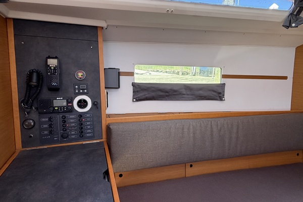 Magic 34ft Jeanneau Yacht For Sale